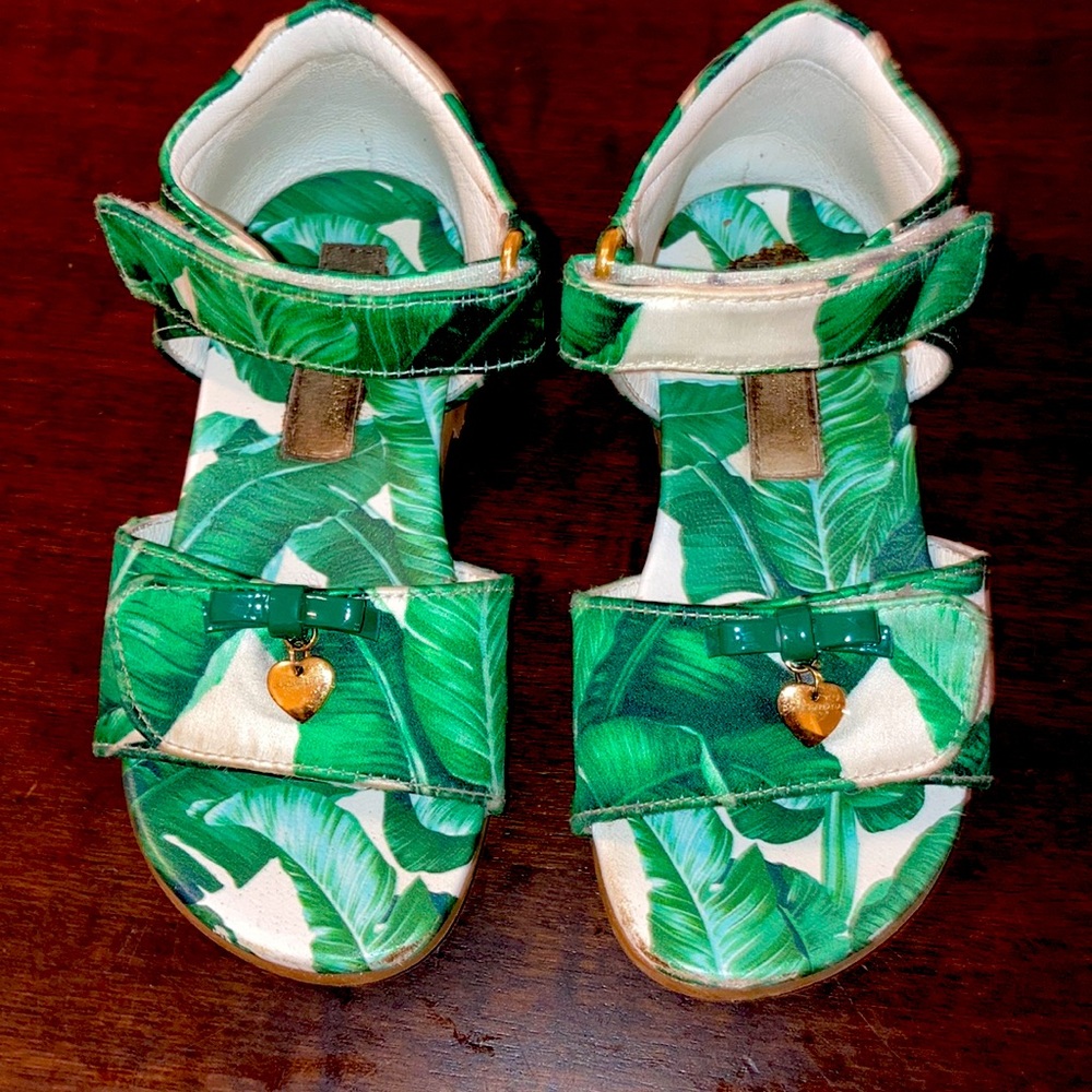 Dolce and gabbana sandals